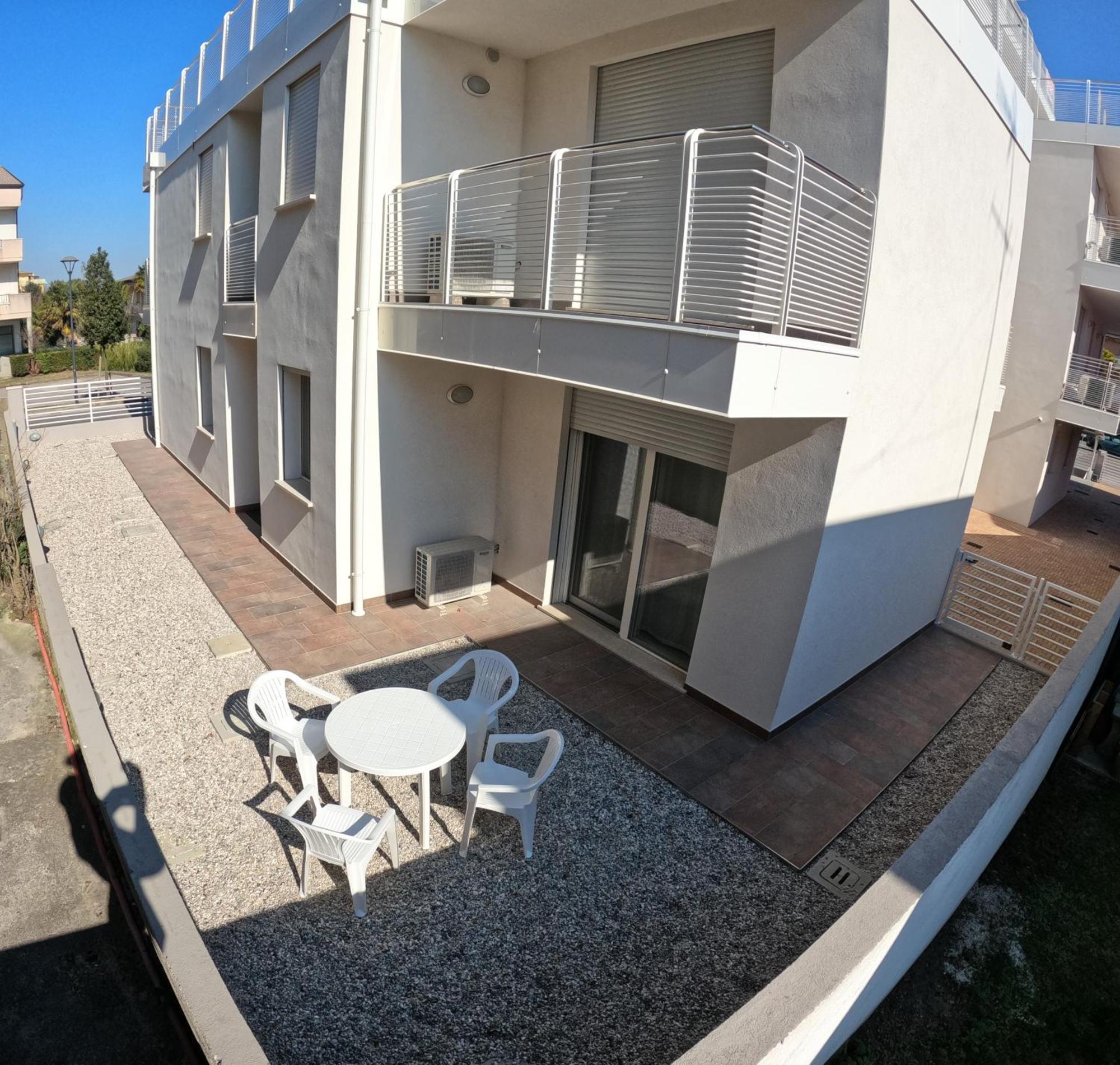 Residence Al Molo - Agenzia Cocal Caorle Exterior photo